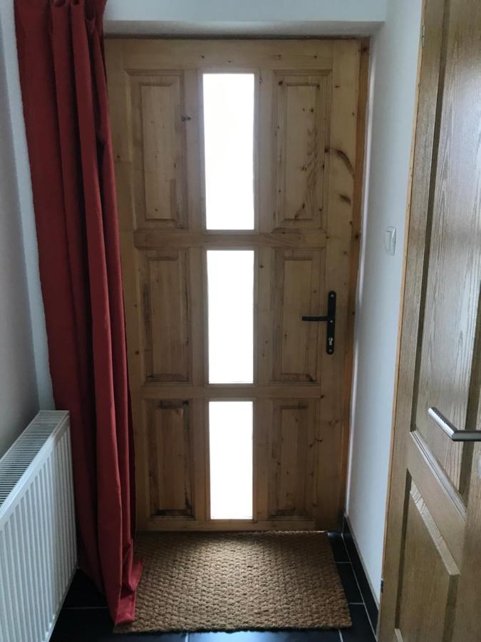 Kerti Franciaagyas Apartman Vác Exterior foto